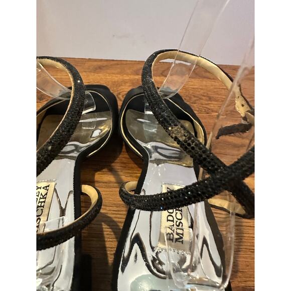 Badgley Mischka Infinity Embellished Mid Block Heel Sandals Black Satin Sz 9.5 - Picture 7 of 9
